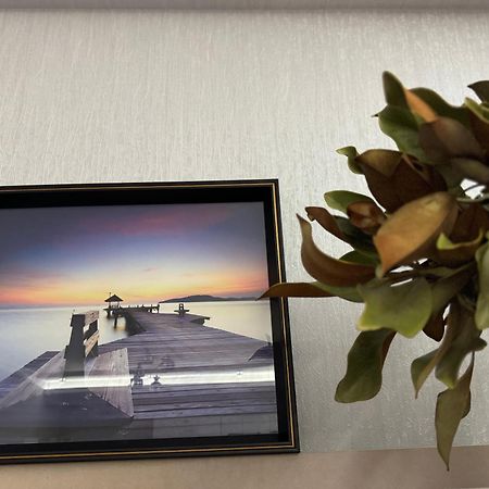 City Centre Apartment Kutaisi Bagian luar foto